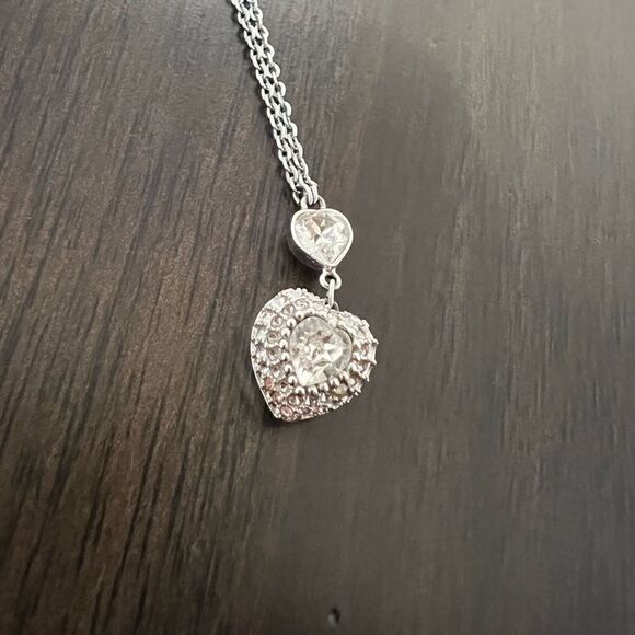 SWAROVSKI pink and white heart pendant - Picture 6 of 7